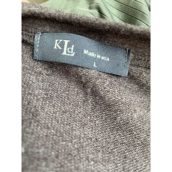 KLD Grey Ruched Front Blouse Size Large - Picture 3 of 4